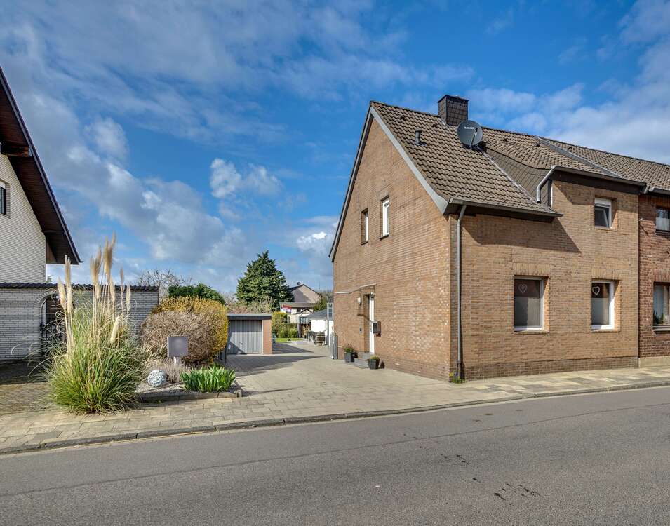 Thumbnail-Haus zum Kaufen in Jülich 459.000,00 € 151 m²