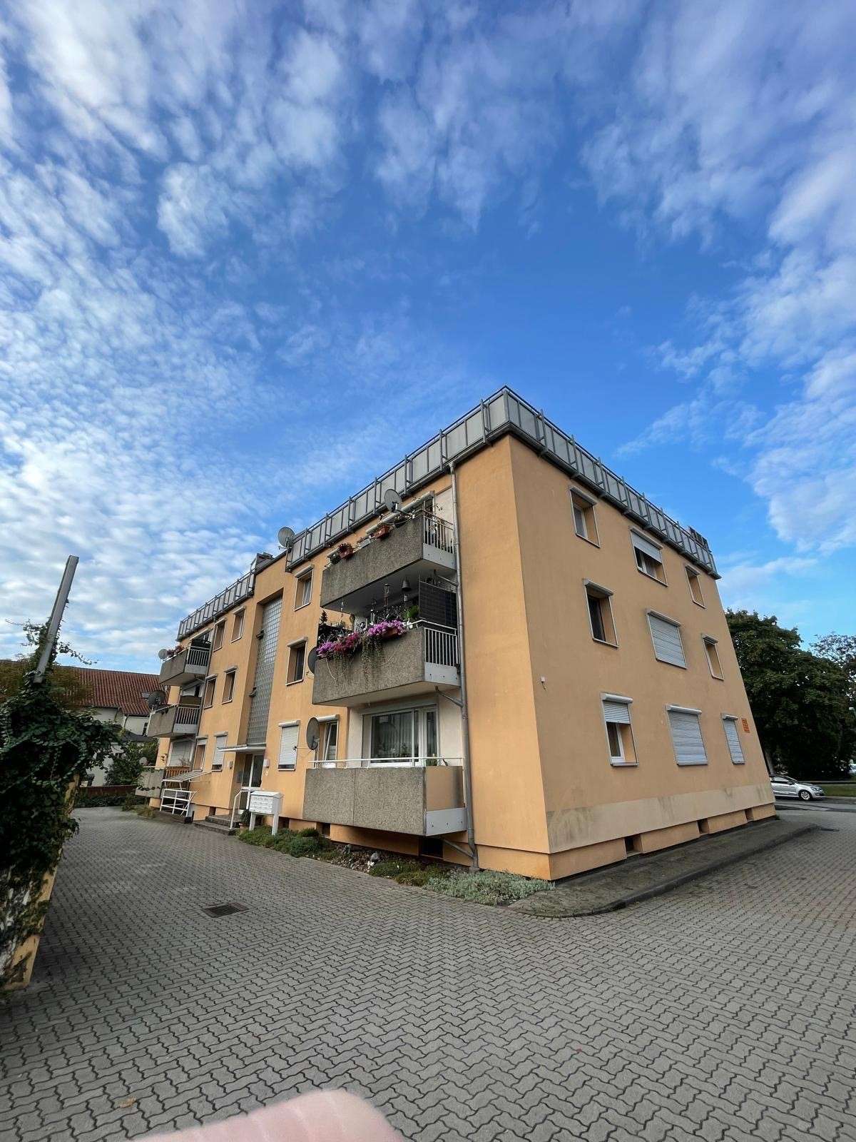 Thumbnail-Wohnung zum Kaufen in Peine 89.000,00 € 74 m²