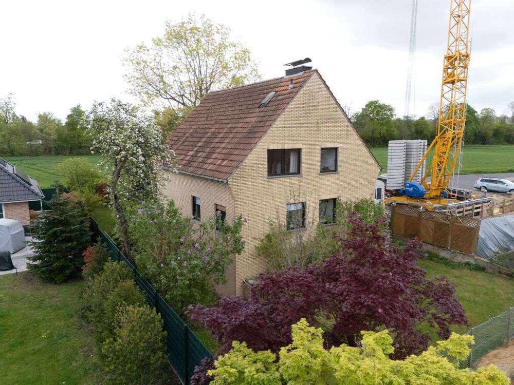 Thumbnail-Haus zum Kaufen in Meerbusch 449.000,00 € 136 m²