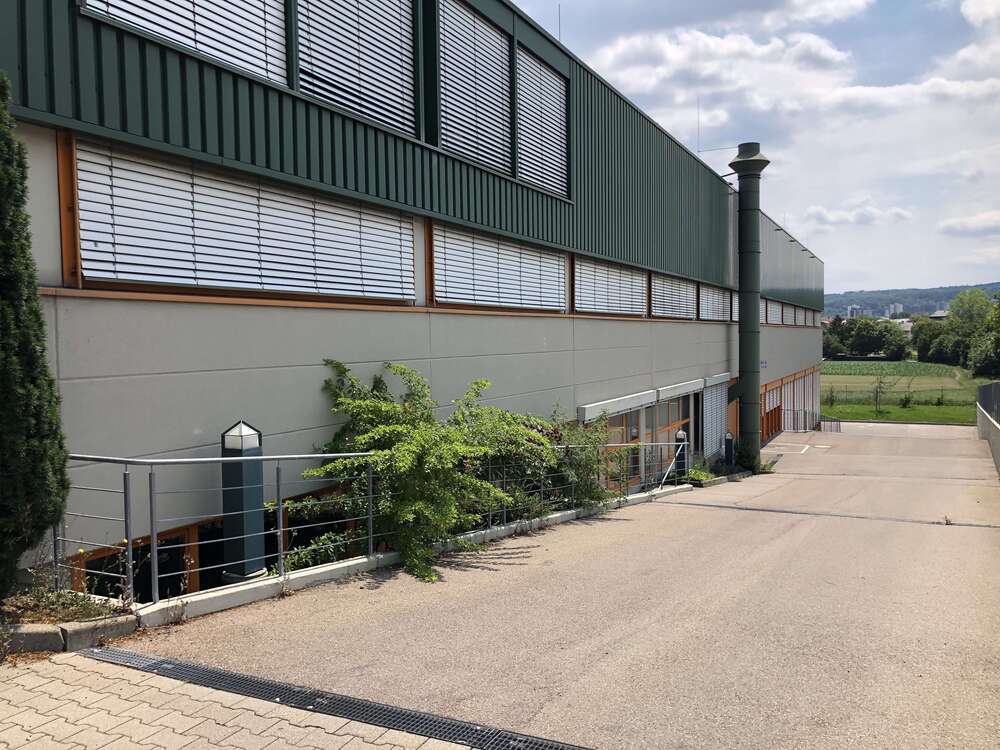 Thumbnail-Halle in Ditzingen 19.200,00 € 2457 m²