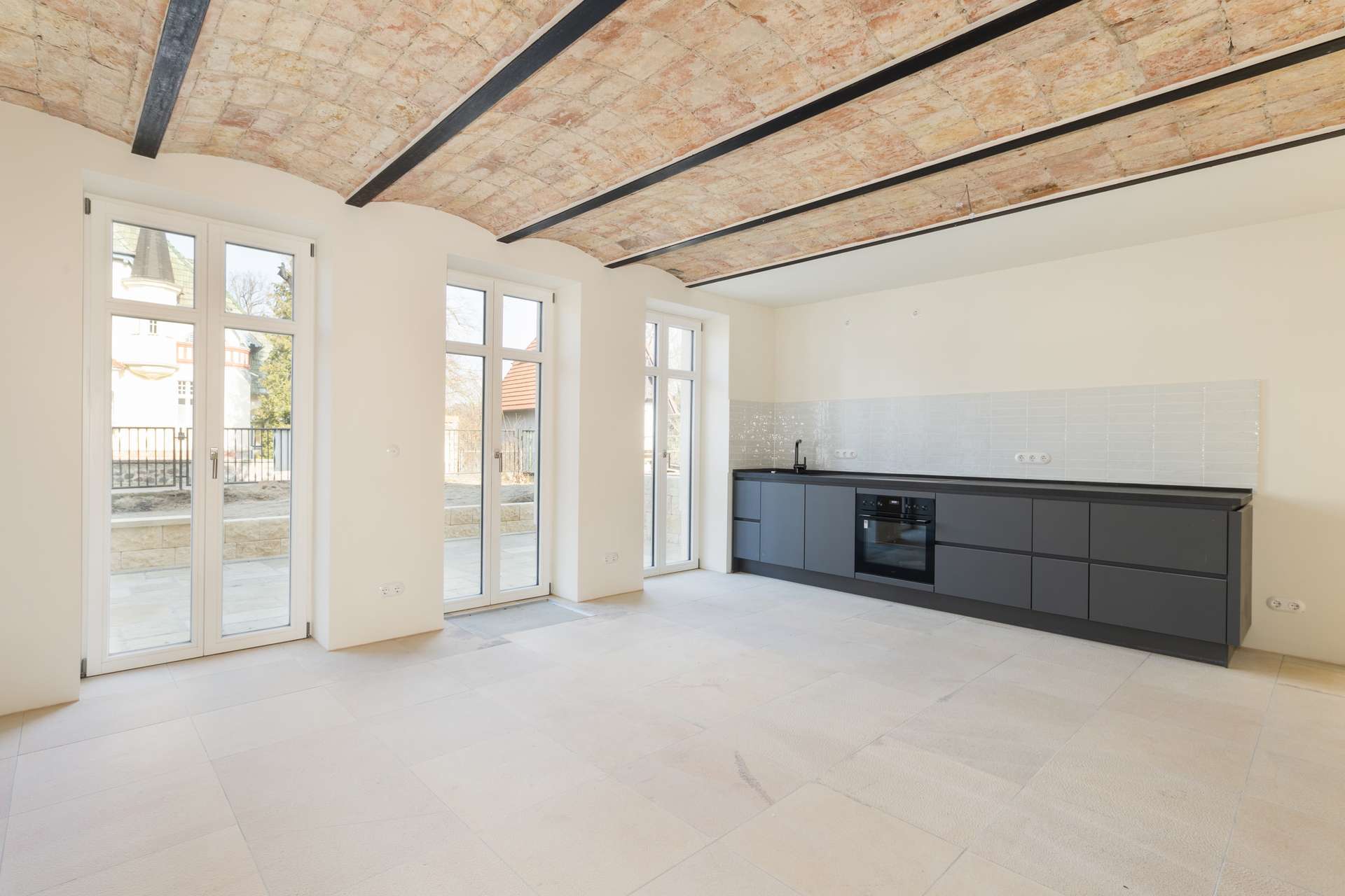 Thumbnail-Wohnung zum Mieten in Buckow 1.250,00 € 69.6 m²