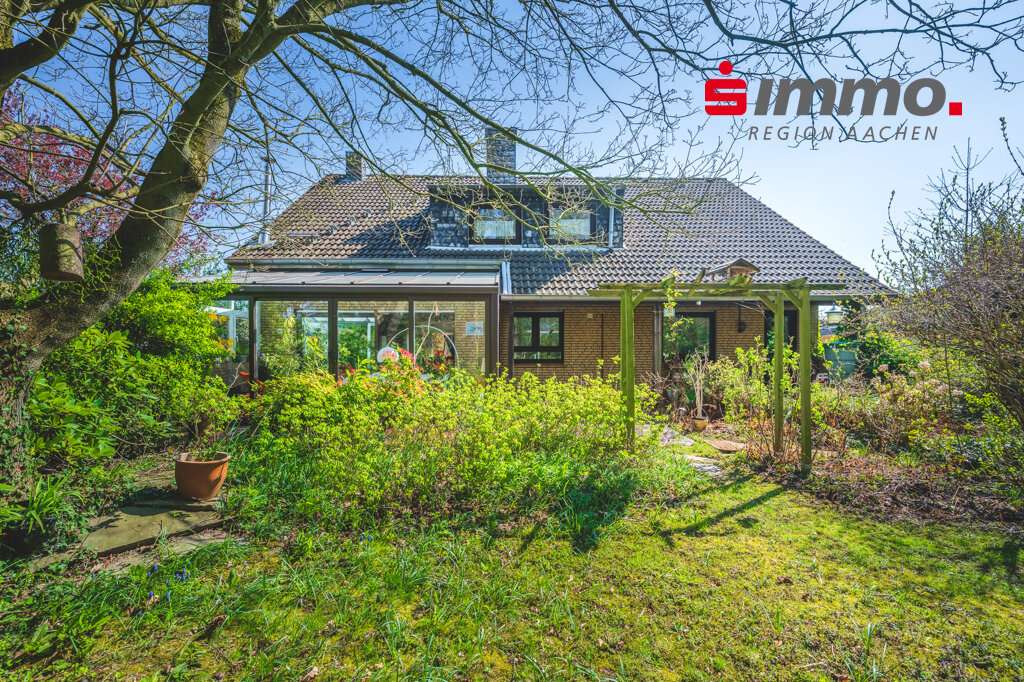 Thumbnail-Haus zum Kaufen in Aachen 685.000,00 € 300 m²