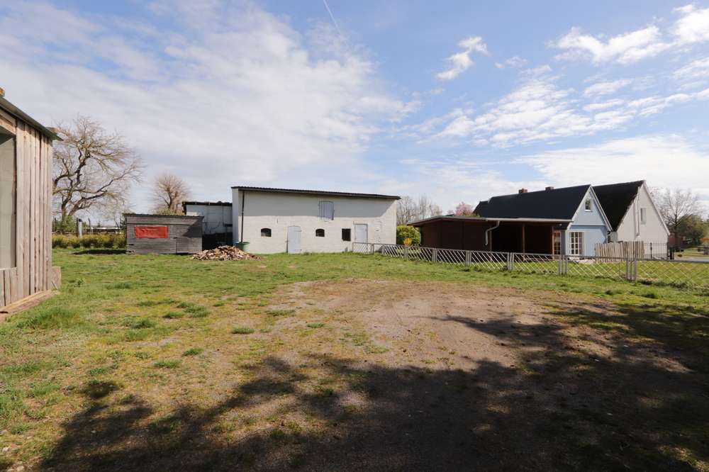 Thumbnail-Grundstück zu verkaufen in Garz 70.000,00 € 750 m²