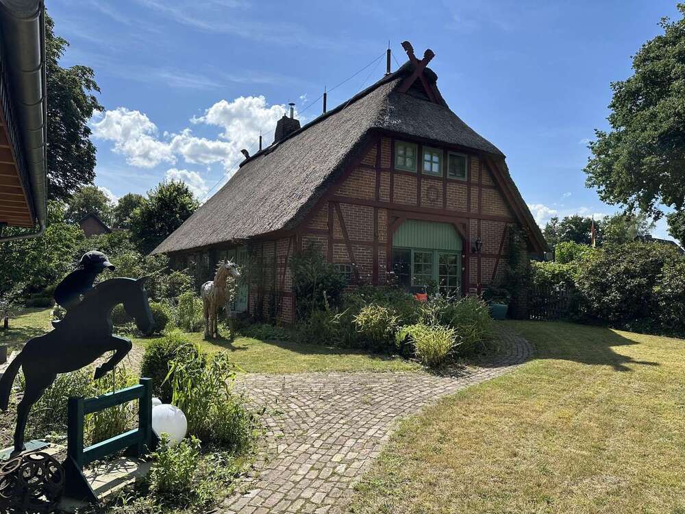 Thumbnail-Haus zum Kaufen in Salzhausen 630.000,00 € 170 m²