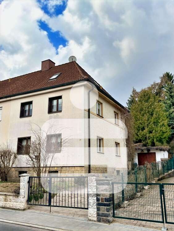 Thumbnail-Haus zum Kaufen in Wunsiedel 125.000,00 € 102 m²