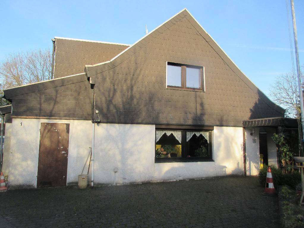 Thumbnail-Haus zum Kaufen in Neuss 220.000,00 € 116 m²