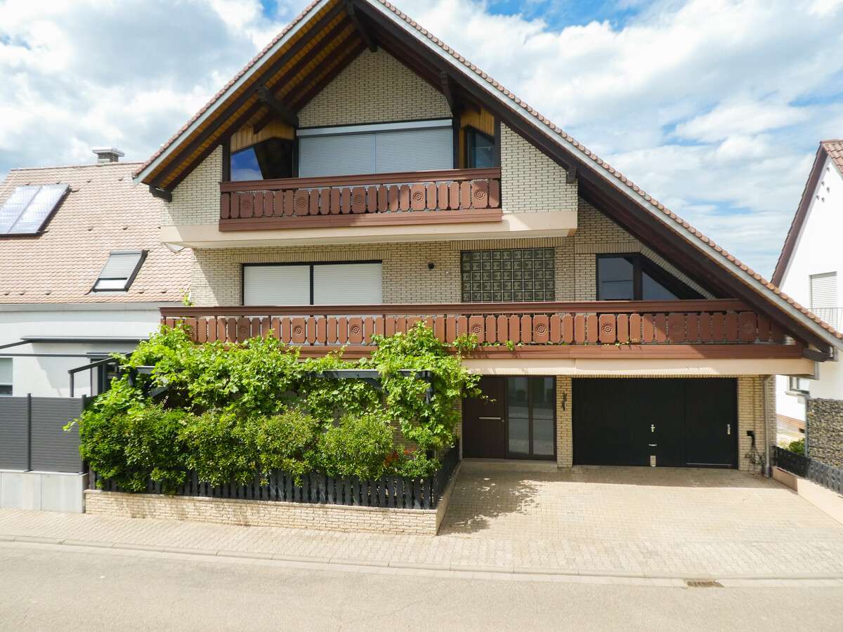 Thumbnail-Haus zum Kaufen in Hochdorf-Assenheim 579.000,00 € 245 m²