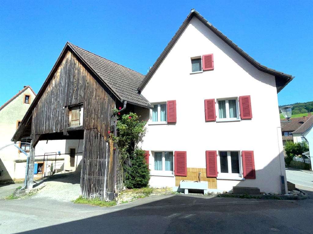 Thumbnail-Haus zum Kaufen in Müllheim 345.000,00 € 128 m²