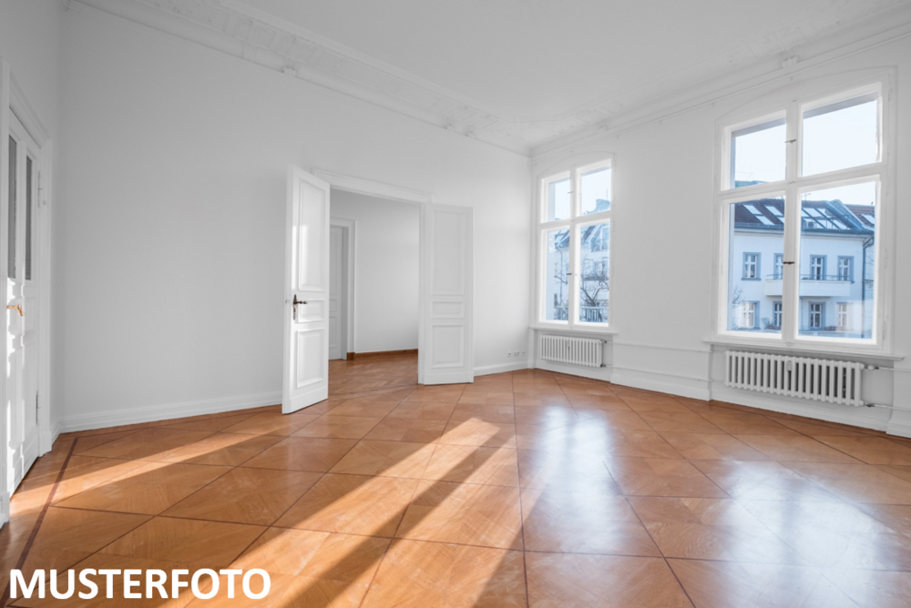 Thumbnail-Wohnung zum Kaufen in Hattersheim am Main 140.000,00 € 20 m²