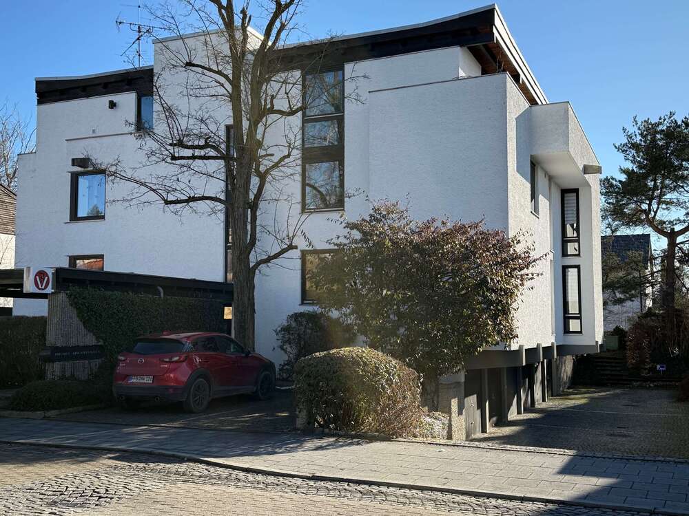 Thumbnail-Wohnung zum Mieten in Germering 1.990,00 € 166 m²