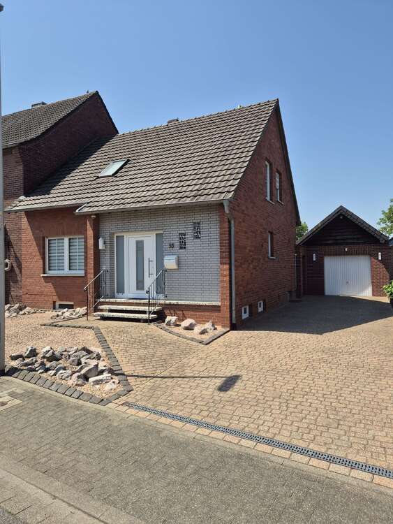 Thumbnail-Haus zum Kaufen in Heinsberg 289.000,00 € 92 m²