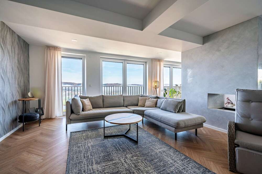 Thumbnail-Wohnung zum Mieten in Mosbach 2.000,00 € 150 m²