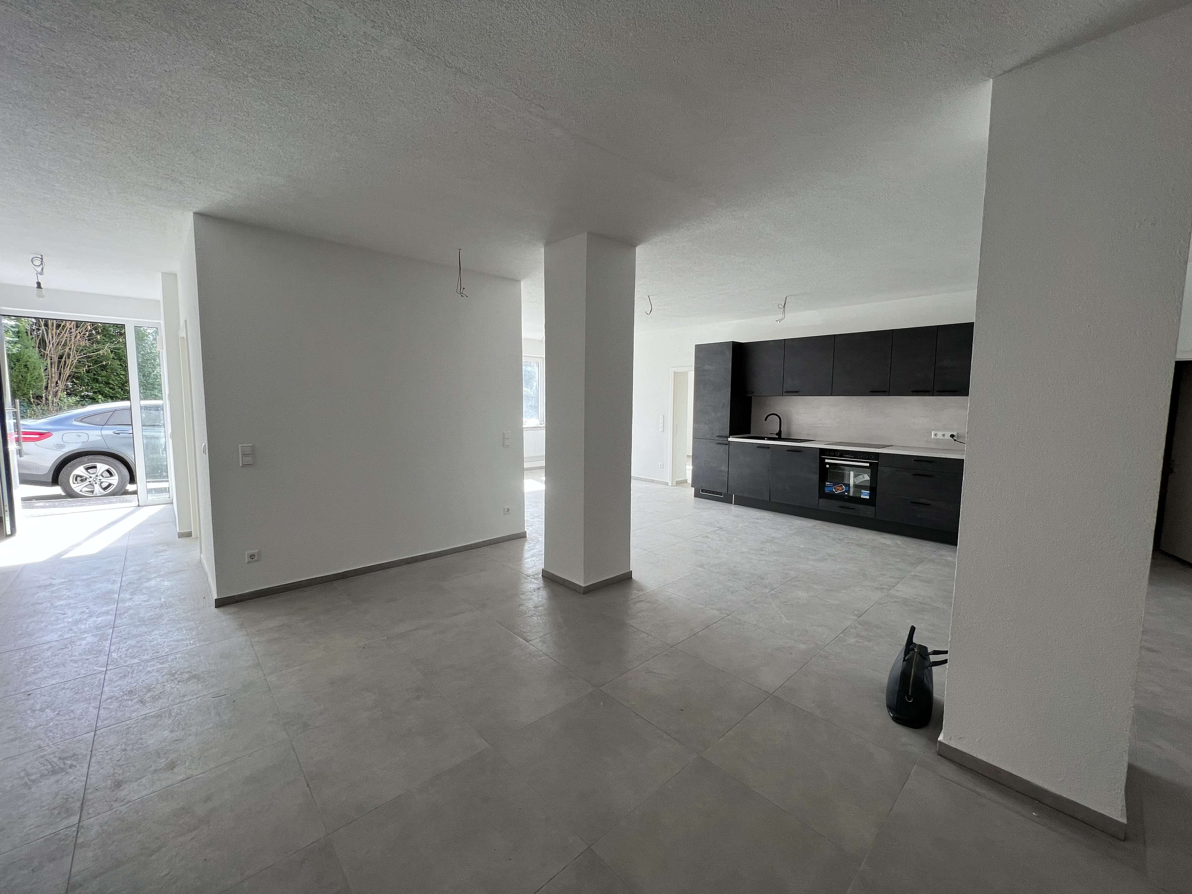 Thumbnail-Wohnung zum Mieten in Weissach im Tal 900,00 € 118 m²