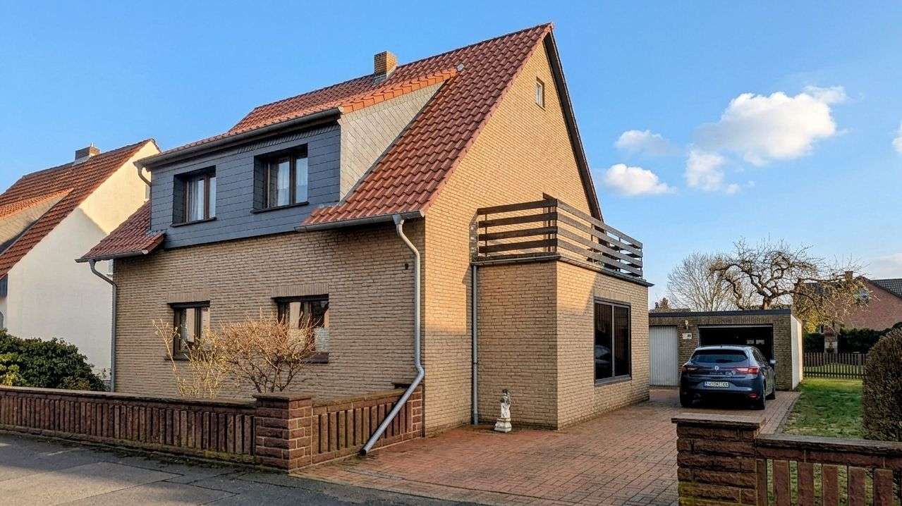 Thumbnail-Haus zum Kaufen in Edemissen 279.000,00 € 192 m²