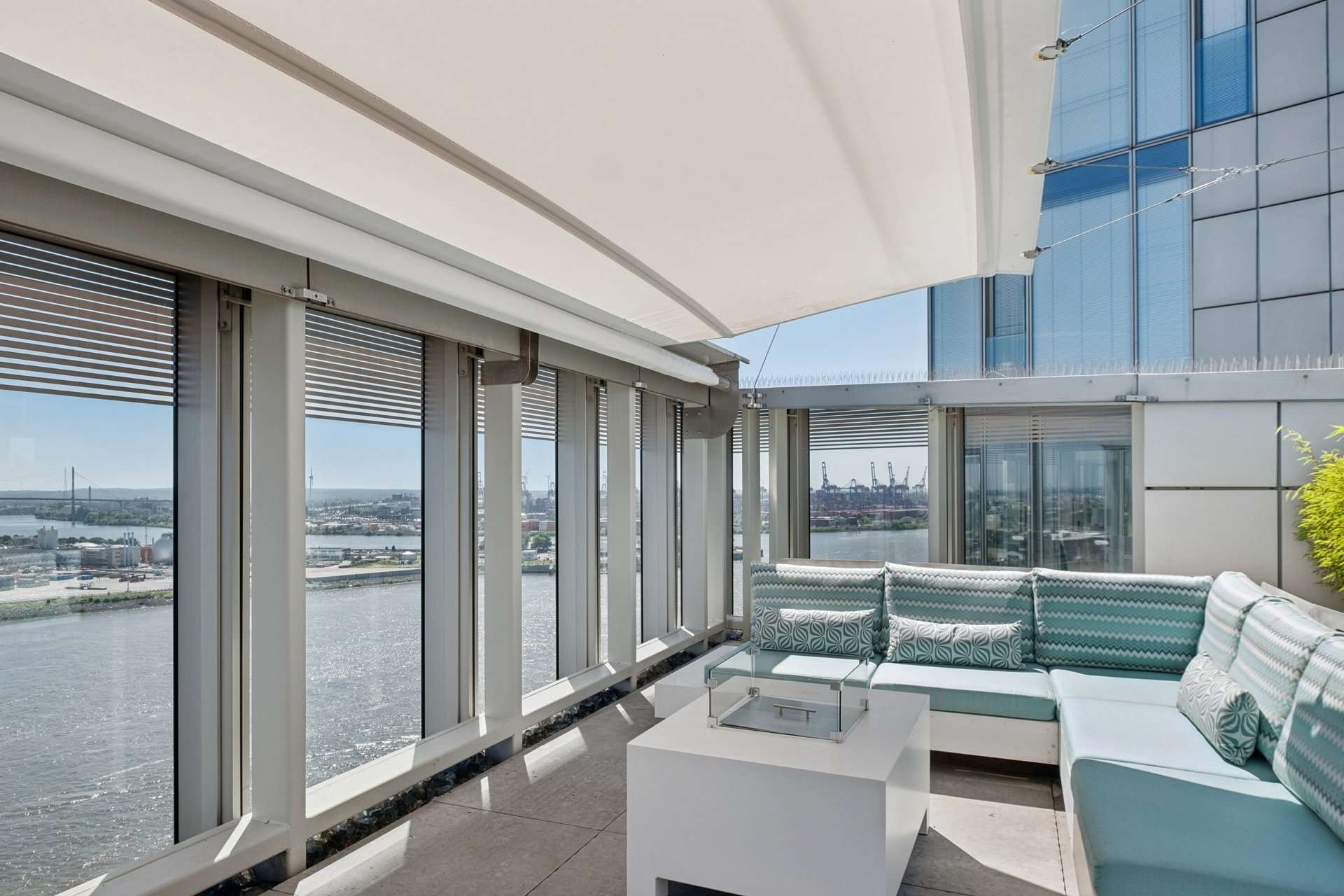Thumbnail-Wohnung zum Kaufen in Hamburg 4.100.000,00 € 232 m²