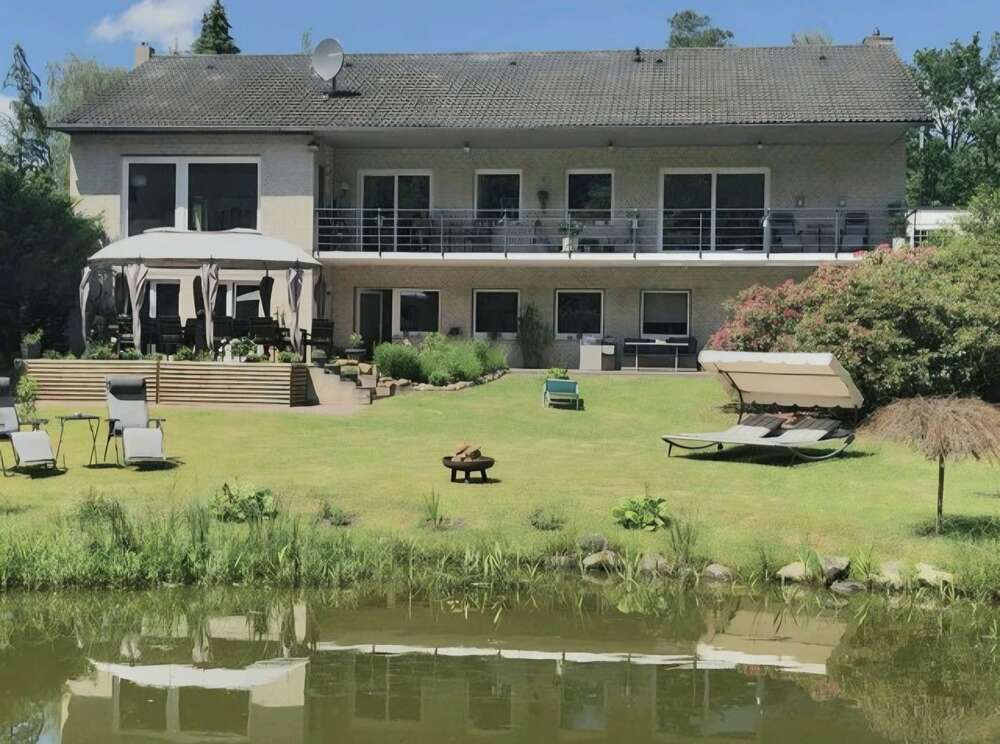 Thumbnail-Haus zum Kaufen in Bad Bodenteich 399.000,00 € 260 m²