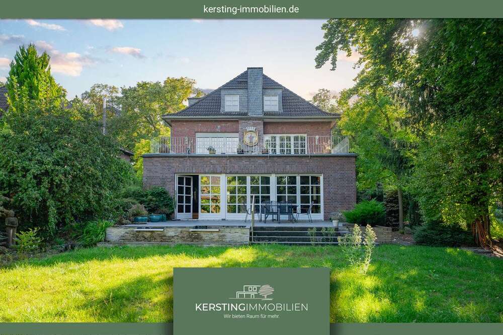 Thumbnail-Haus zum Kaufen in Krefeld Kempener FeldBaackeshof 849.000,00 € 384 m²