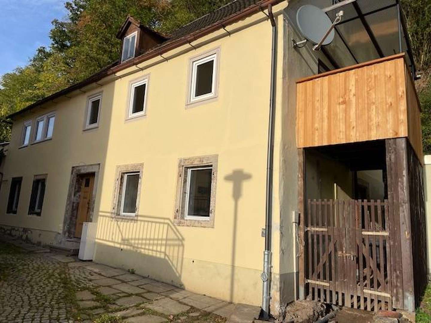 Thumbnail-Haus zum Kaufen in Sachsen - Tharandt 225.000,00 € 160 m²