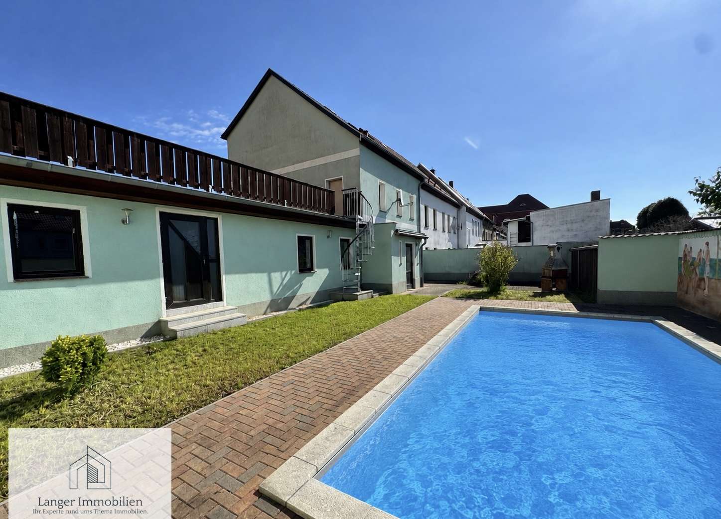 Thumbnail-Haus zum Kaufen in Eisleben 169.000,00 € 180 m²