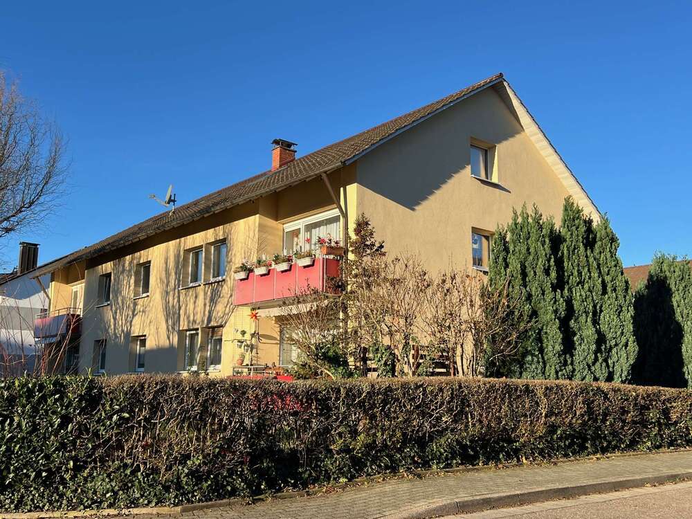 Thumbnail-Wohnung zum Kaufen in Bad Krozingen 299.000,00 € 79.51 m²