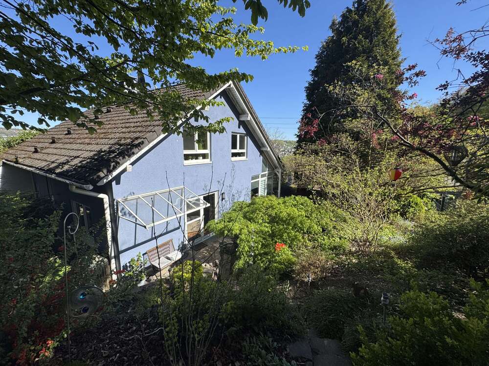 Thumbnail-Haus zum Kaufen in Siegen 379.000,00 € 119 m²