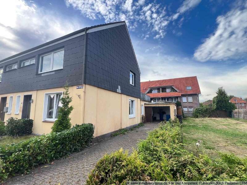 Thumbnail-Haus zum Mieten in Westerstede 700,00 € 115 m²