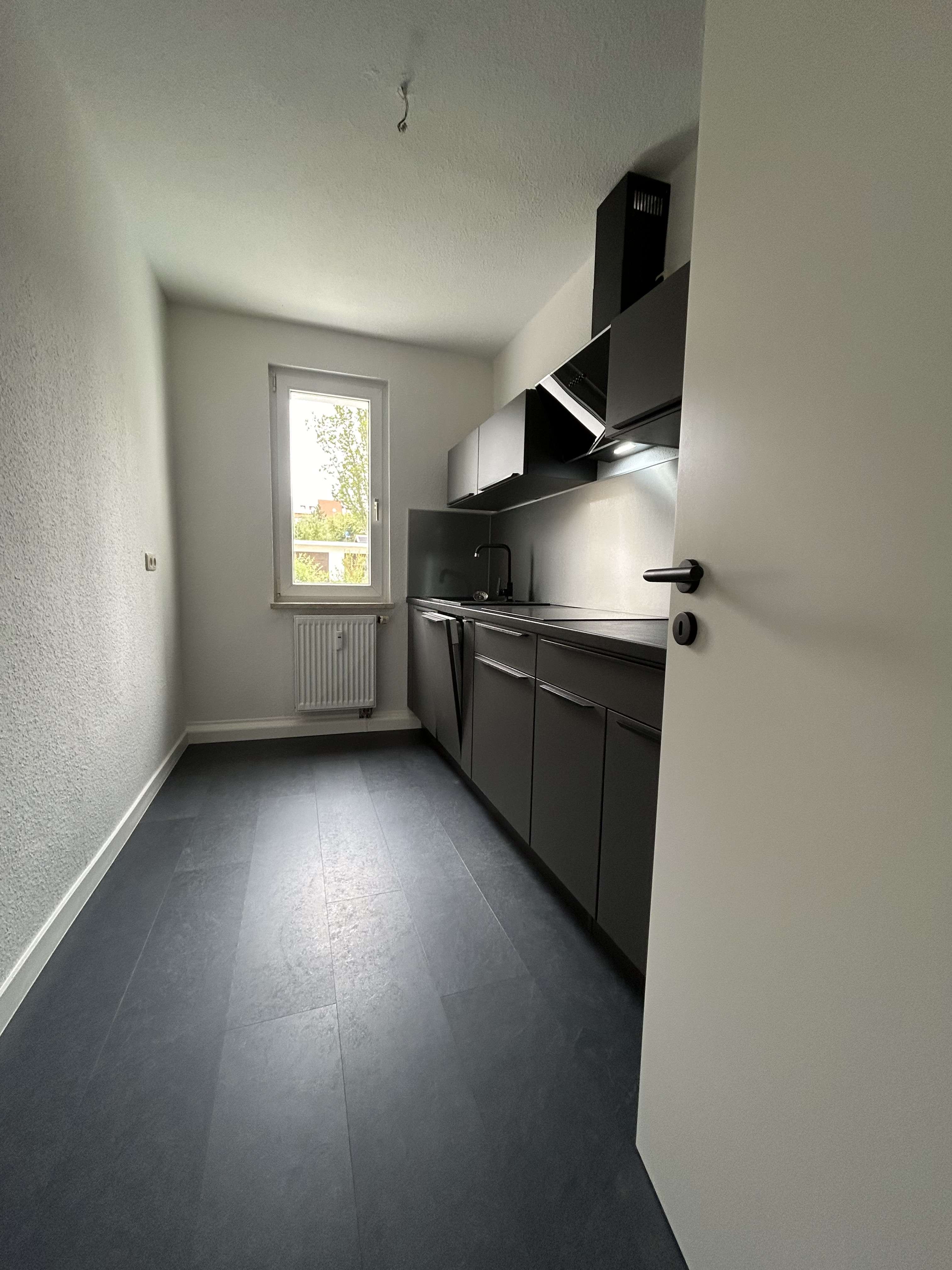 Thumbnail-Wohnung zum Mieten in Zwickau 390,00 € 59.86 m²