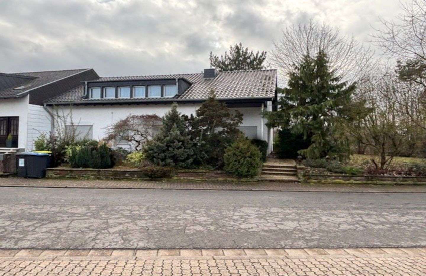 Thumbnail-Haus zum Kaufen in Saarlouis 395.000,00 € 213 m²