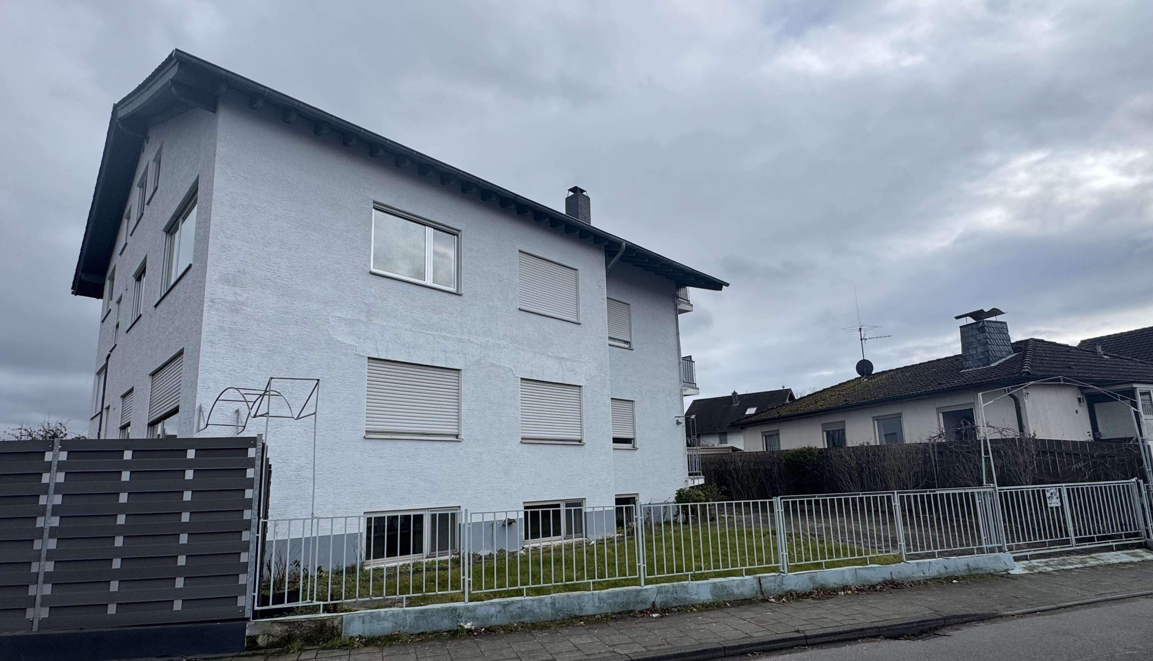 Thumbnail-Wohnung zum Kaufen in Königswinter 159.000,00 € 67 m²