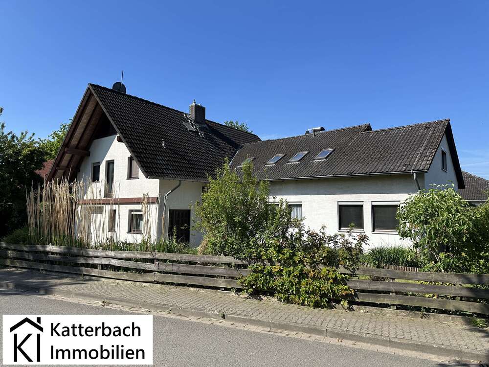 Thumbnail-Haus zum Kaufen in Seesen 260.000,00 € 272 m²