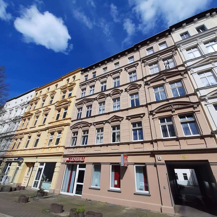 Thumbnail-Wohnung zum Mieten in Magdeburg 325,00 € 45 m²