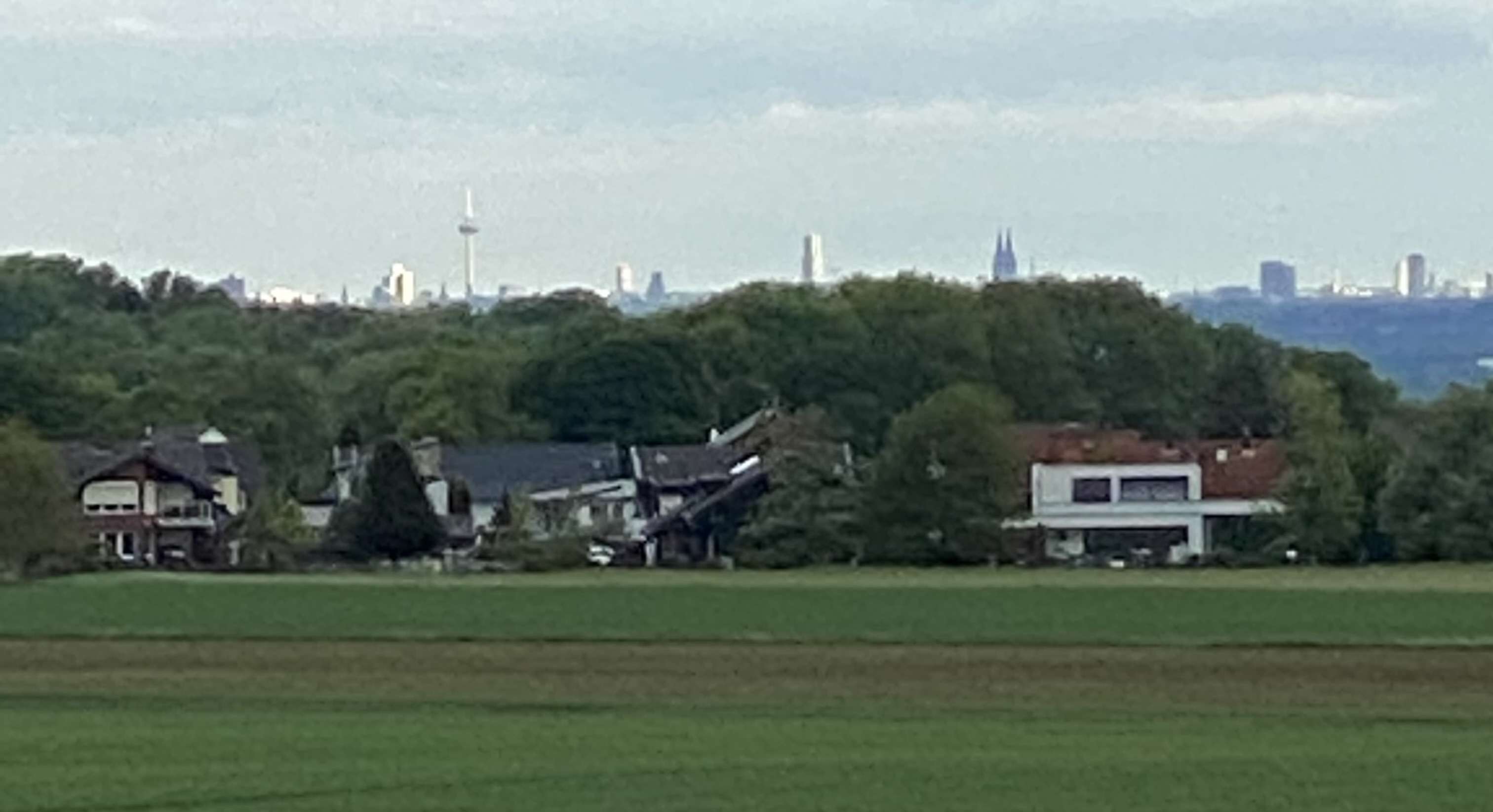 Thumbnail-Haus zum Kaufen in Königswinter 890.000,00 € 260 m²