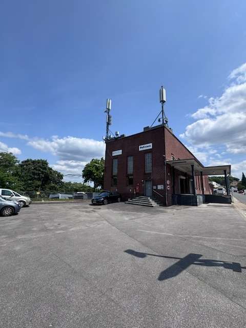 Thumbnail-Halle in Essen 4.600,00 € 825 m²