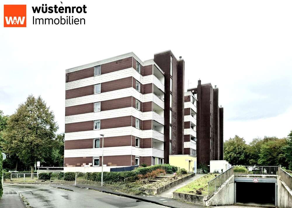 Thumbnail-Wohnung zum Kaufen in Paderborn Schloß Neuhaus 155.000,00 € 83 m²