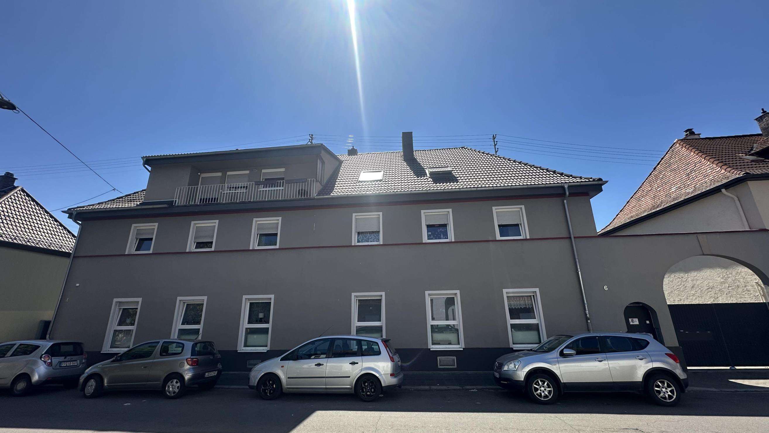 Thumbnail-Haus zum Kaufen in Ludwigshafen 1.459.000,00 € 694.93 m²