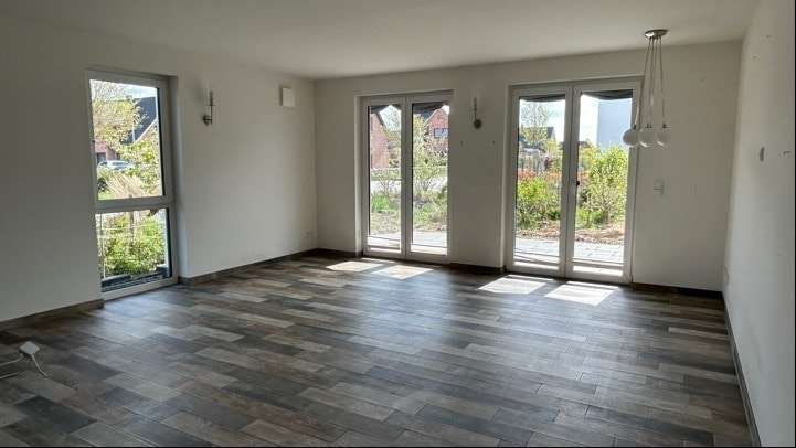 Thumbnail-Wohnung zum Kaufen in Pinnow 295.000,00 € 83.5 m²