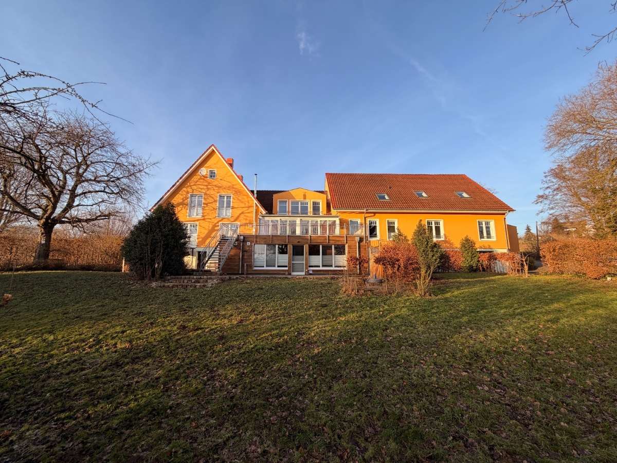 Thumbnail-Haus zum Kaufen in Melle 990.000,00 € 204.53 m²