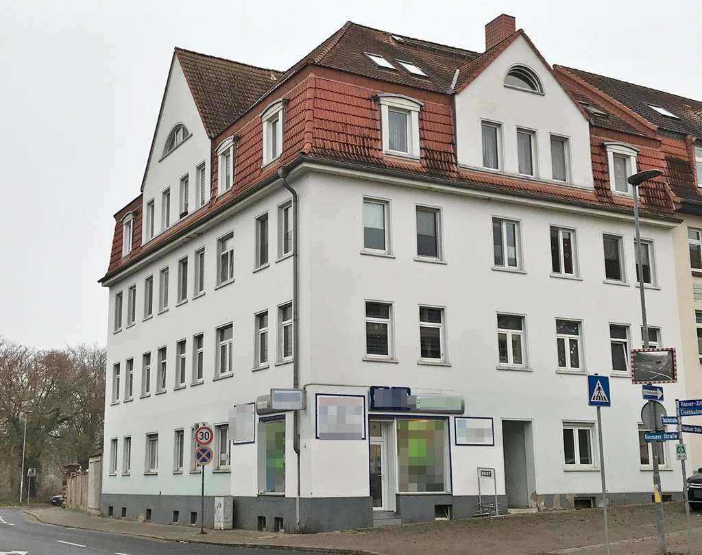 Thumbnail-Wohnung zum Kaufen in Merseburg 750.000,00 € 643.65 m²