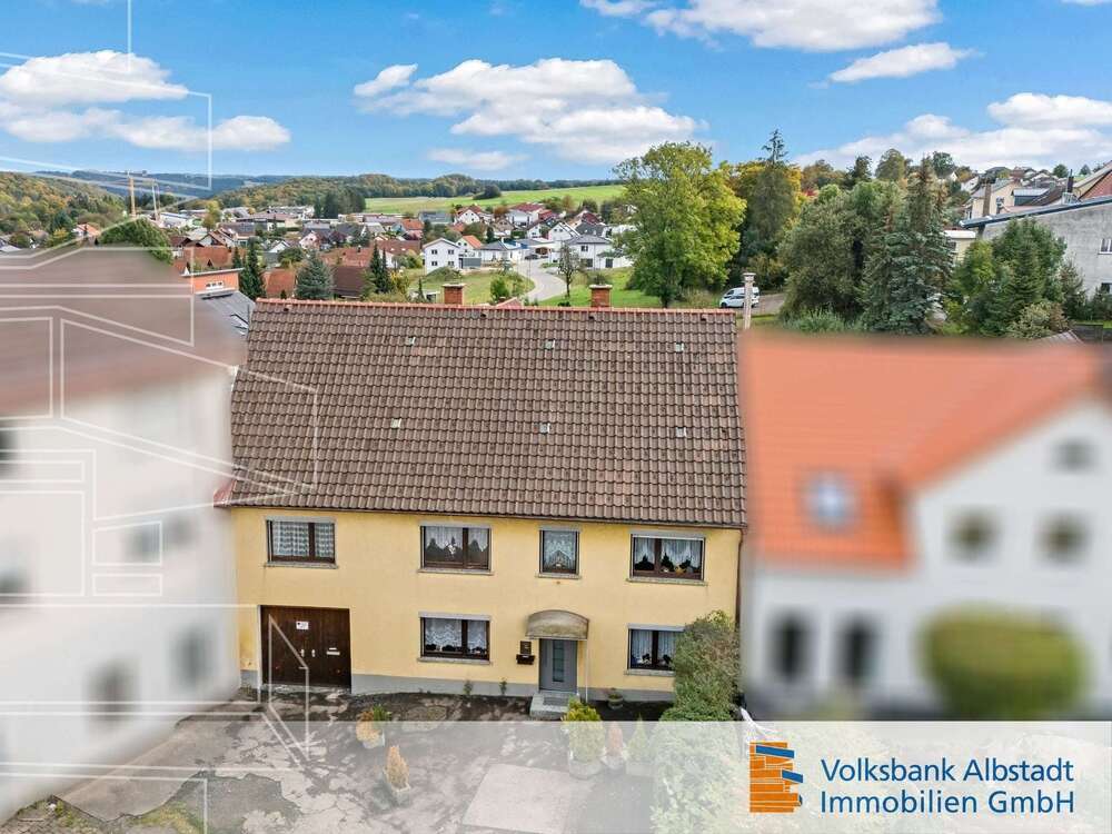 Thumbnail-Haus zum Kaufen in Stetten 125.000,00 € 119 m²