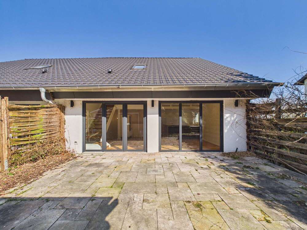 Thumbnail-Wohnung zum Mieten in Oerlinghausen 1.050,00 € 105.74 m²