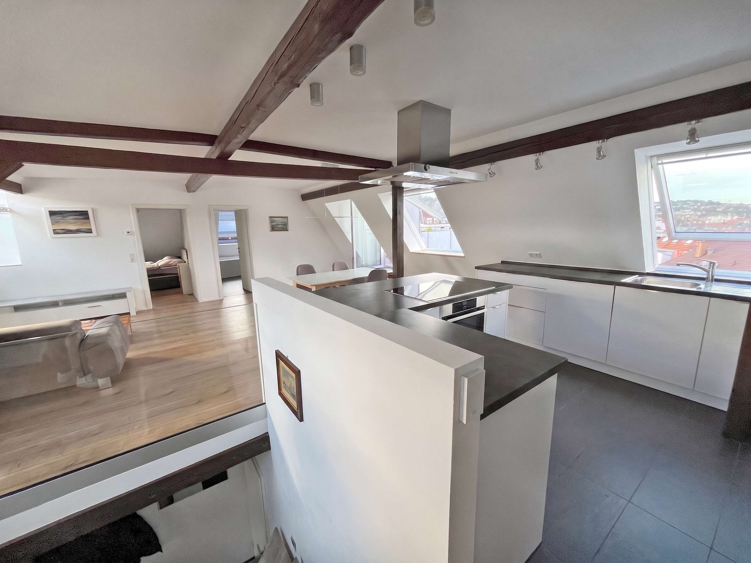 Thumbnail-Wohnung zum Kaufen in Stuttgart 675.000,00 € 110 m²