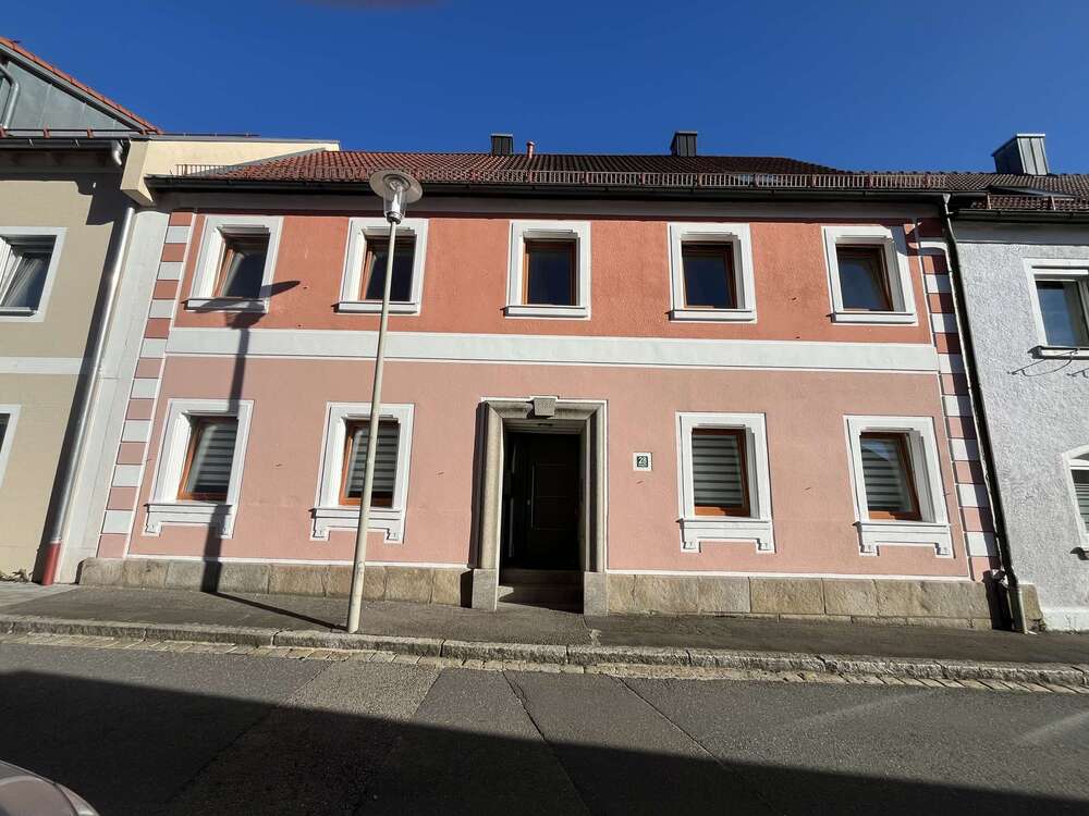 Thumbnail-Haus zum Kaufen in Oberviechtach 249.000,00 € 238.56 m²