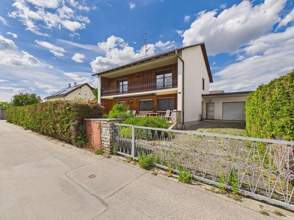 Thumbnail-Haus zum Kaufen in Landshut 695.000,00 € 154 m²