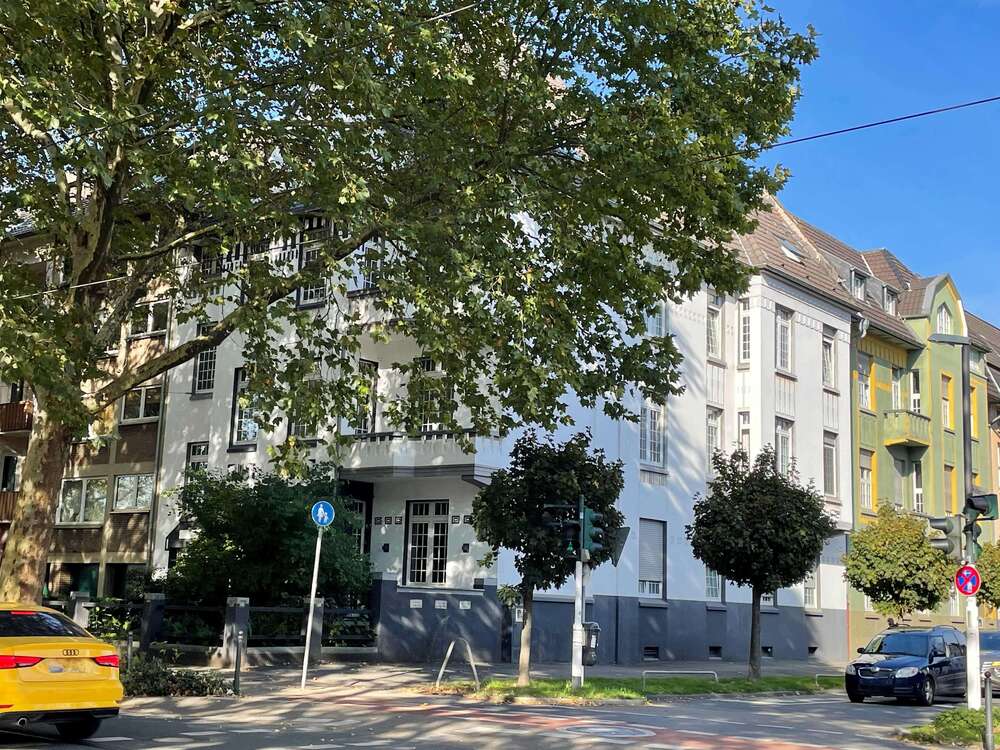 Thumbnail-Wohnung zum Kaufen in Krefeld 460.000,00 € 169 m²