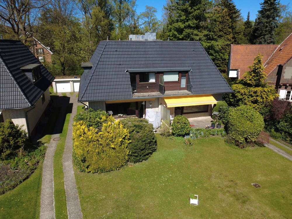 Thumbnail-Haus zum Kaufen in Hamburg Wellingsbüttel 845.000,00 € 150 m²