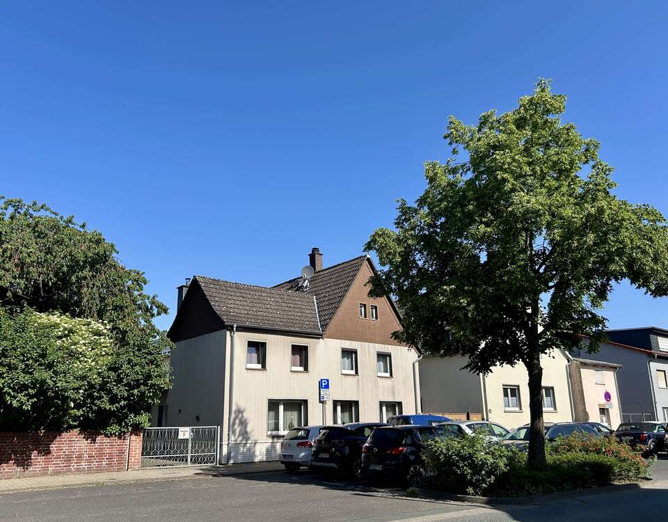 Thumbnail-Haus zum Kaufen in Schöneck (Büdesheim) 265.000,00 € 138 m²