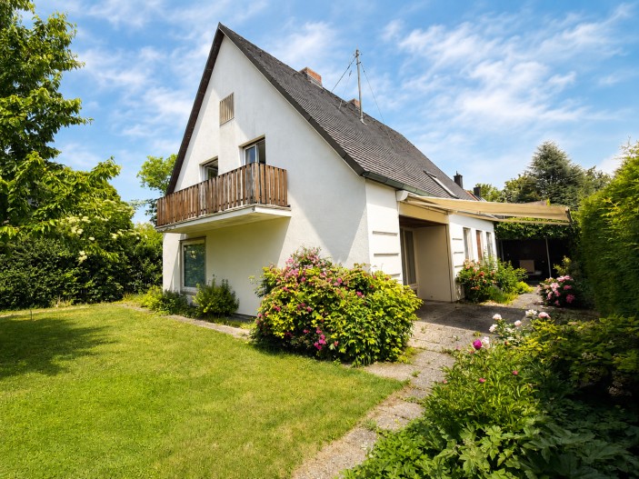 Thumbnail-Haus zum Kaufen in Ismaning 1.490.000,00 € 157 m²