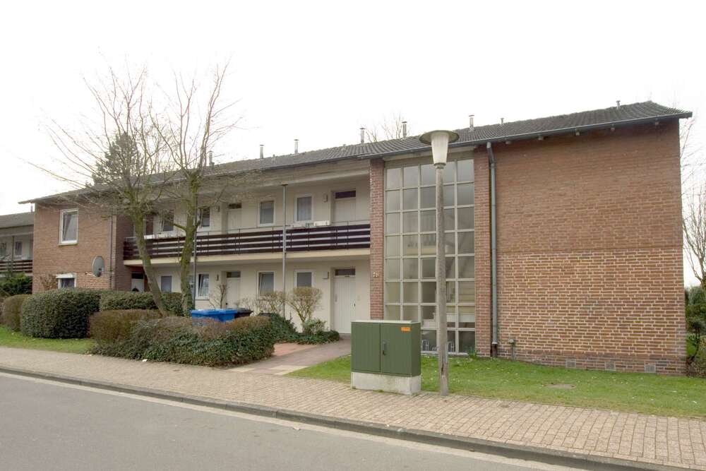 Thumbnail-Wohnung zum Mieten in Oldenburg 353,00 € 42.31 m²