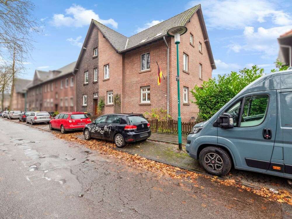 Thumbnail-Haus zum Kaufen in Duisburg 484.000,00 € 250 m²