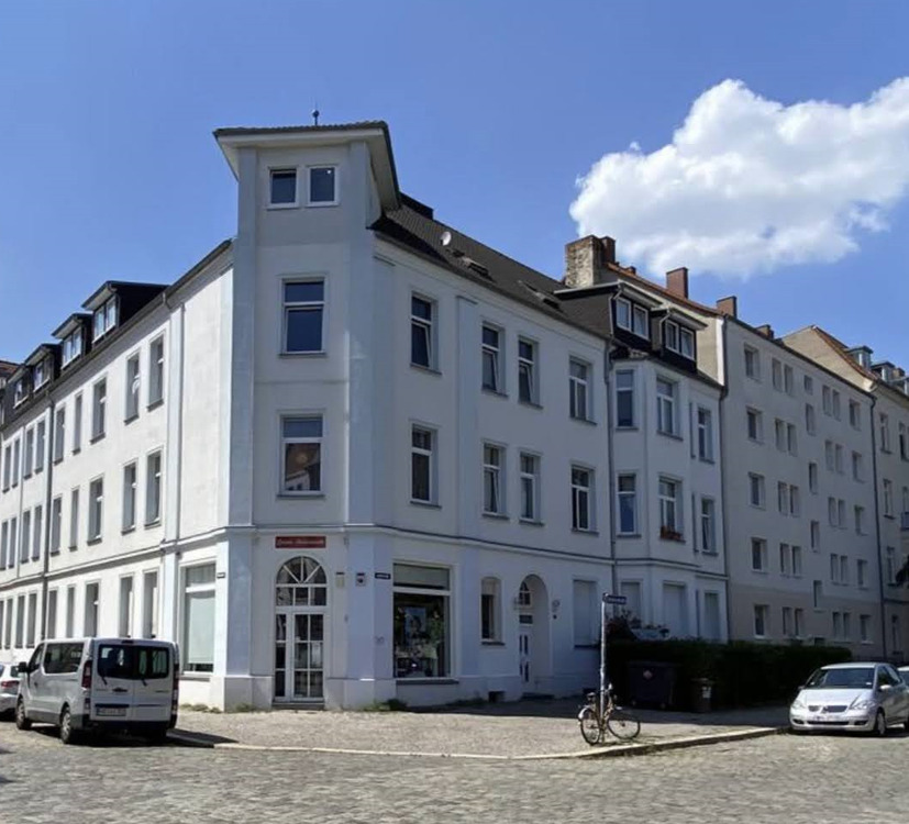 Thumbnail-Haus zum Kaufen in Magdeburg 1.800.000,00 € 1252 m²